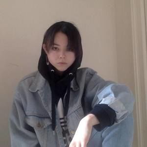 Meet your Posher, Caroline